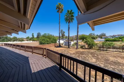 Exterior - 719 Singing Trails Dr, El Cajon, CA 92019 photo 5 of 19
