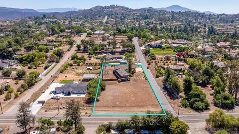 View/Area - 719 Singing Trails Dr, El Cajon, CA 92019 photo 6 of 8