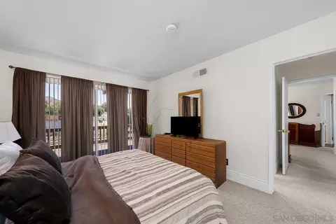 Bedroom - 719 Singing Trails Dr, El Cajon, CA 92019 photo 7 of 9