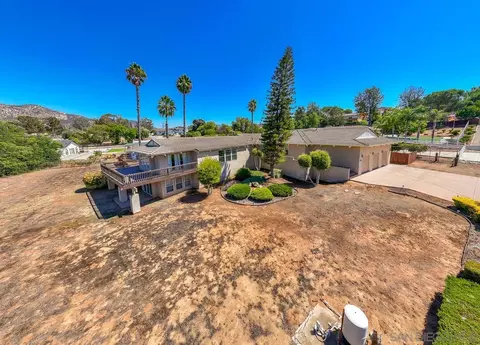 Exterior - 719 Singing Trails Dr, El Cajon, CA 92019 photo 18 of 19