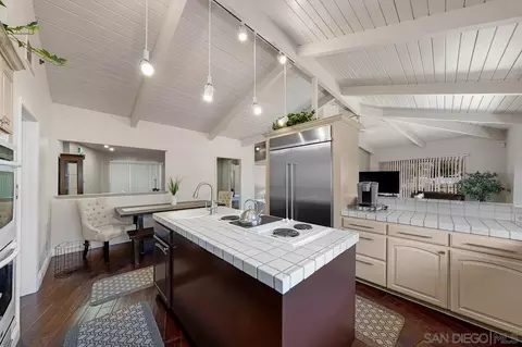 Kitchen - 719 Singing Trails Dr, El Cajon, CA 92019 photo 2 of 4