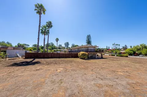 Exterior - 719 Singing Trails Dr, El Cajon, CA 92019 photo 11 of 19