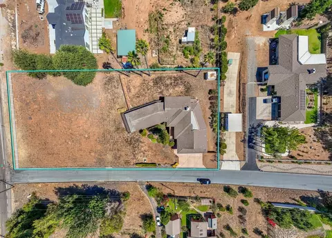 View/Area - 719 Singing Trails Dr, El Cajon, CA 92019 photo 3 of 8