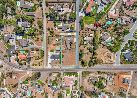 View/Area - 719 Singing Trails Dr, El Cajon, CA 92019 photo 5 of 8