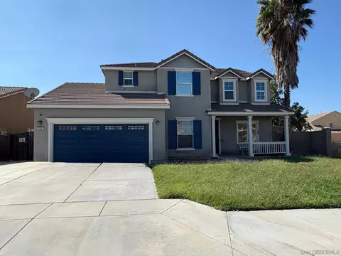 629 Peregrine Ln, San Jacinto, CA 92582