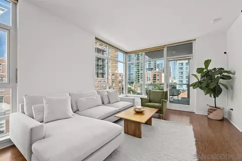 427 9th Ave #406, San Diego, CA 92101