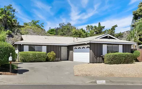 1904 Louis Dr, Escondido, CA 92026