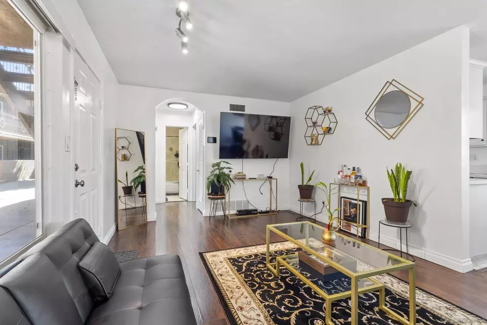 Living - 5510 Adelaide Ave #1, San Diego, CA 92115 photo 3 of 6