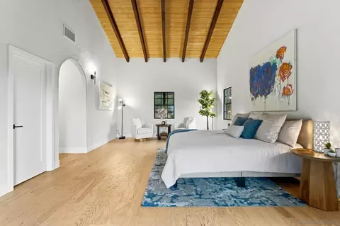 Bedroom - 9903 Shadow Rd, La Mesa, CA 91941 photo 5 of 11