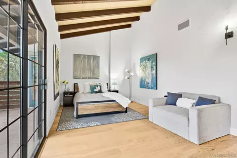 Bedroom - 9903 Shadow Rd, La Mesa, CA 91941 photo 6 of 11
