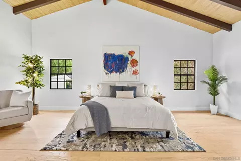 Bedroom - 9903 Shadow Rd, La Mesa, CA 91941 photo 3 of 11