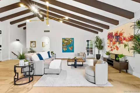 Living - 9903 Shadow Rd, La Mesa, CA 91941 photo 4 of 10