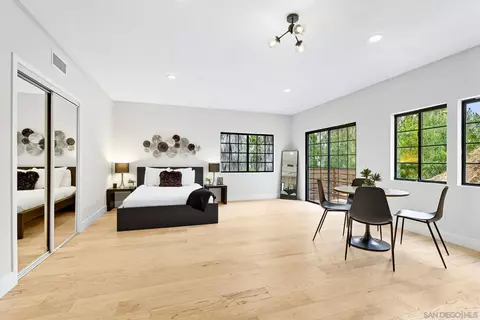 Bedroom - 9903 Shadow Rd, La Mesa, CA 91941 photo 9 of 11