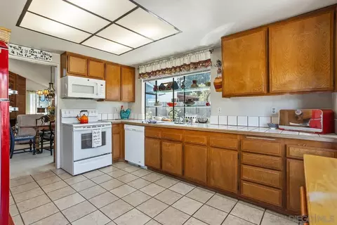 4466 Saint Andrews Pl, Oceanside, CA 92057 photo 19