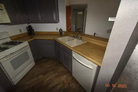 Kitchen - 2976 Anawood Way, Spring Valley, CA 91978 photo 6 of 6