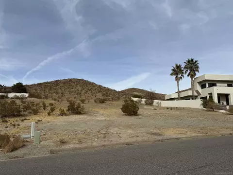 123 Menahka Rd #638, Apple Valley, CA 92307