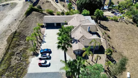 View/Area - 2749 Los Alisos Dr, Fallbrook, CA 92028 photo 4 of 6