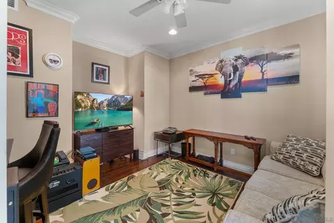 Bedroom - 6438 Agate Way, Carlsbad, CA 92011 photo 1 of 5