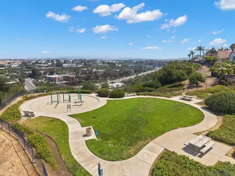 View/Area - 6438 Agate Way, Carlsbad, CA 92011 photo 8 of 11