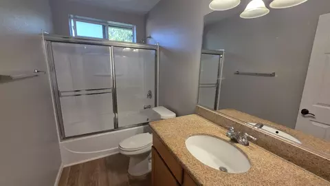 Bath - 2360 Paseo De Laura #2, Oceanside, CA 92056 photo 2 of 2