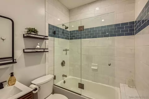 9180 Tokaj Ln, Spring Valley, CA 91977 photo 15