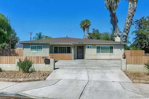 8734 Atlas View Dr, Santee, CA 92071