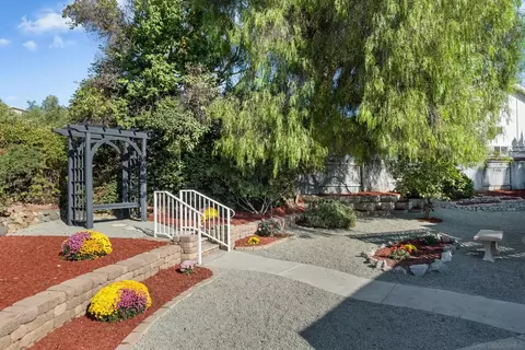 Exterior - 4703 Helix Glen Dr, La Mesa, CA 91941 photo 8 of 16