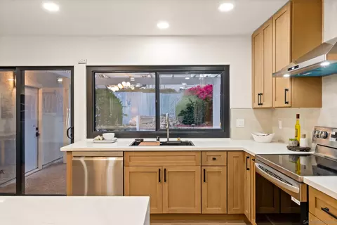 Kitchen - 4703 Helix Glen Dr, La Mesa, CA 91941 photo 3 of 4