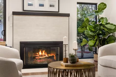Living - 4703 Helix Glen Dr, La Mesa, CA 91941 photo 2 of 2