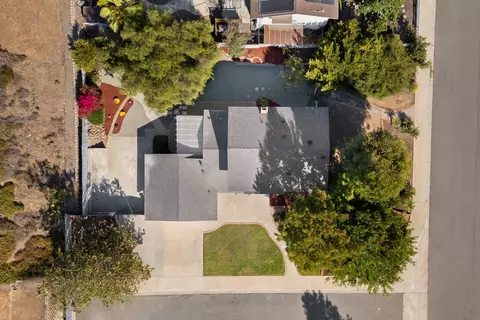 View/Area - 4703 Helix Glen Dr, La Mesa, CA 91941 photo 9 of 12