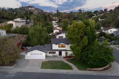 View/Area - 4703 Helix Glen Dr, La Mesa, CA 91941 photo 5 of 12
