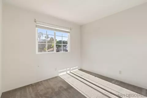 Bedroom - 2130 Anda Lucia Way, Oceanside, CA 92056 photo 5 of 5