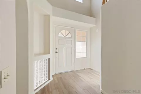 Entry Way - 2130 Anda Lucia Way, Oceanside, CA 92056 photo 2 of 2
