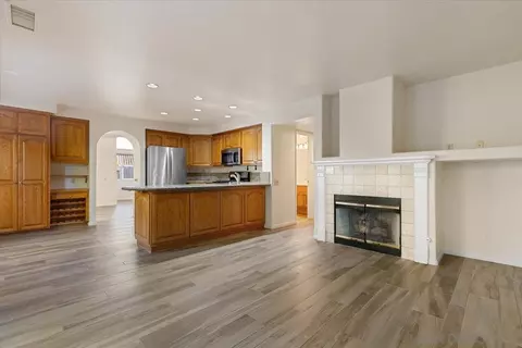 Living - 2130 Anda Lucia Way, Oceanside, CA 92056 photo 6 of 8