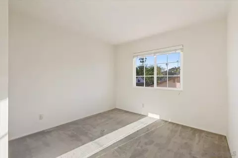 Bedroom - 2130 Anda Lucia Way, Oceanside, CA 92056 photo 4 of 5