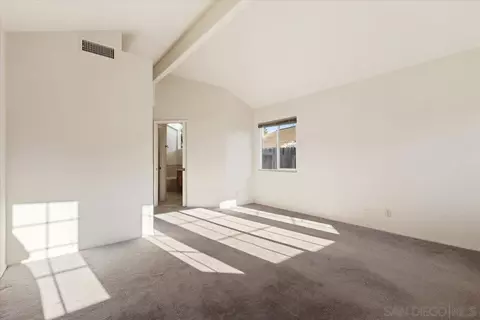 Bedroom - 2130 Anda Lucia Way, Oceanside, CA 92056 photo 2 of 5