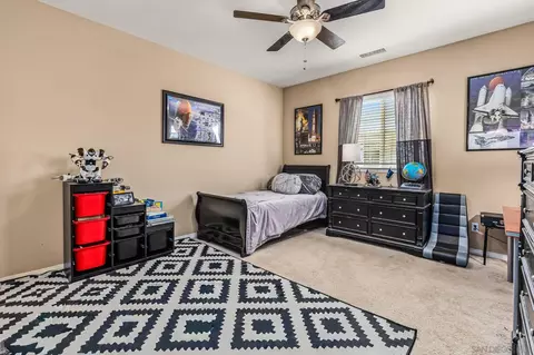 Bedroom - 32137 Sycamore Ct, Temecula, CA 92592 photo 5 of 6