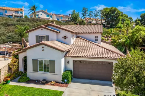 Exterior - 32137 Sycamore Ct, Temecula, CA 92592 photo 7 of 10