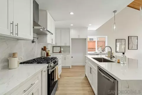 6056 Winfield Ave, La Mesa, CA 91942 photo 5