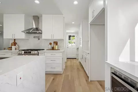 6056 Winfield Ave, La Mesa, CA 91942 photo 6