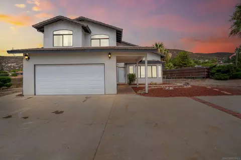 24252 Sargeant Rd, Ramona, CA 92065