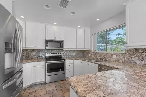 Kitchen - 9753 Shamrock Ln, Lakeside, CA 92040 photo 1 of 3
