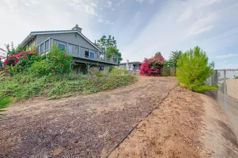Exterior - 9753 Shamrock Ln, Lakeside, CA 92040 photo 6 of 7