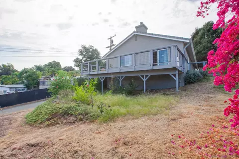 Exterior - 9753 Shamrock Ln, Lakeside, CA 92040 photo 5 of 7