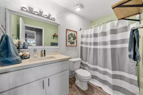 Bath - 8837 Ildica St, Spring Valley, CA 91977 photo 2 of 2