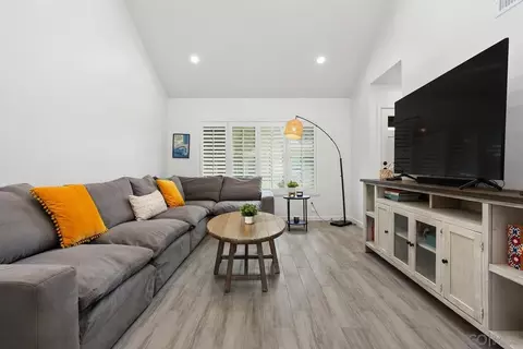 465 Bay Meadows Way, Solana Beach, CA 92075 photo 6