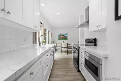 465 Bay Meadows Way, Solana Beach, CA 92075 photo 17
