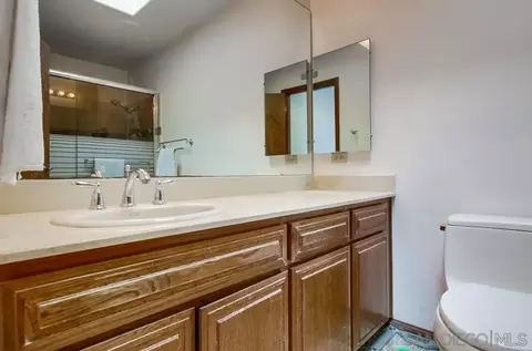 Bath - 4742 Mount Helix Dr, La Mesa, CA 91941 photo 2 of 4