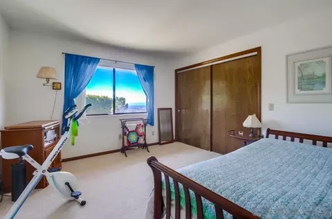 Bedroom - 4742 Mount Helix Dr, La Mesa, CA 91941 photo 6 of 6