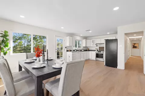 Dining - 25311 Jesmond Dene Rd, Escondido, CA 92026 photo 2 of 2